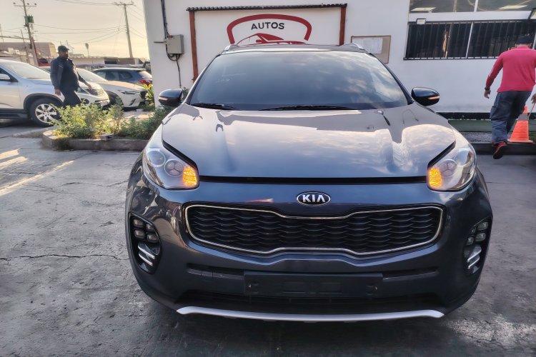 KIA SPORTAGE